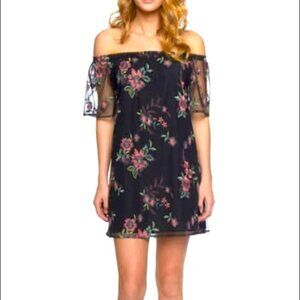 NWT BB Dakota Black Floral Embroidered Mini Shift Dress Short Sleeve Size XS